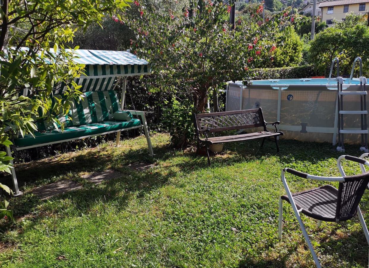 Parte Di Casa Con Giardino E Piscina Villa Pietrasanta Exteriör bild