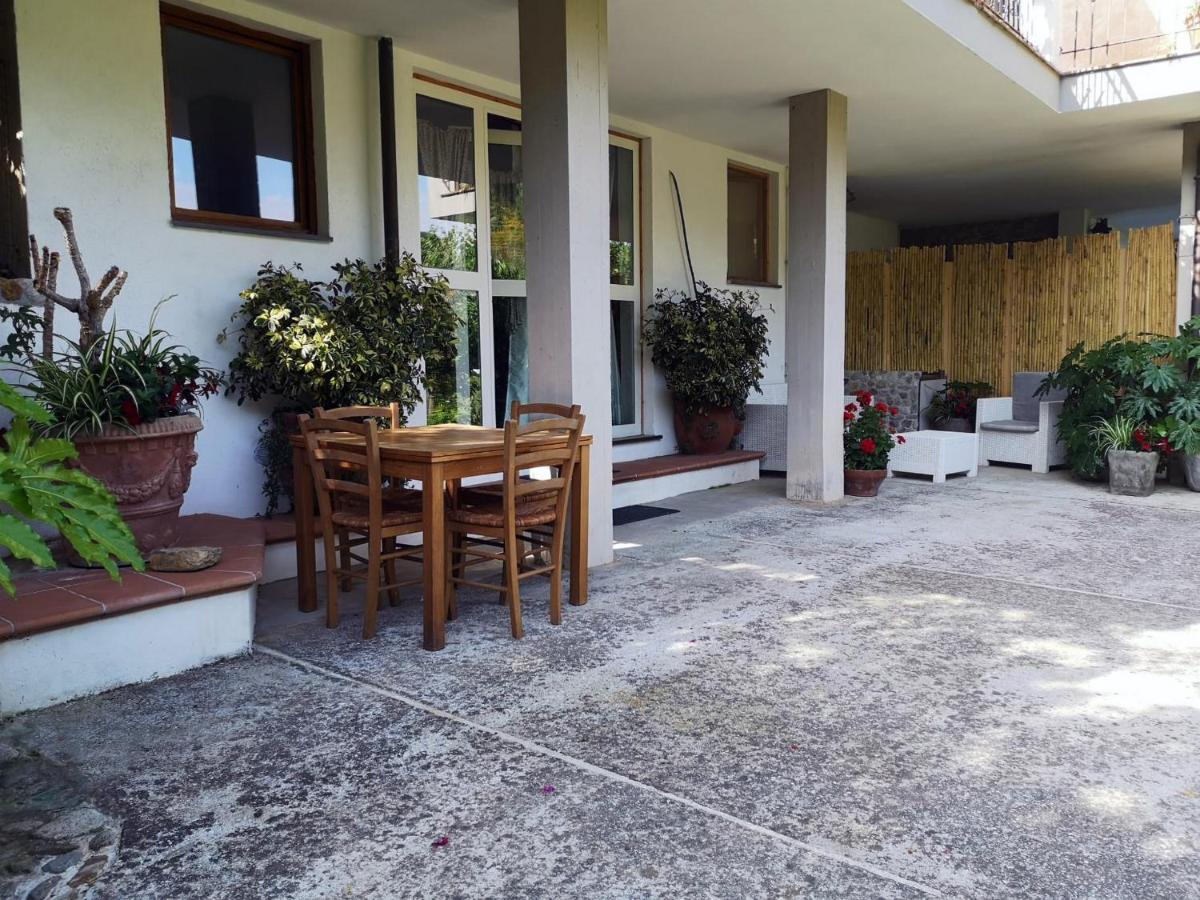 Parte Di Casa Con Giardino E Piscina Villa Pietrasanta Exteriör bild